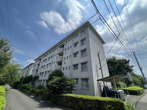 左近山団地2街区11号棟501号室